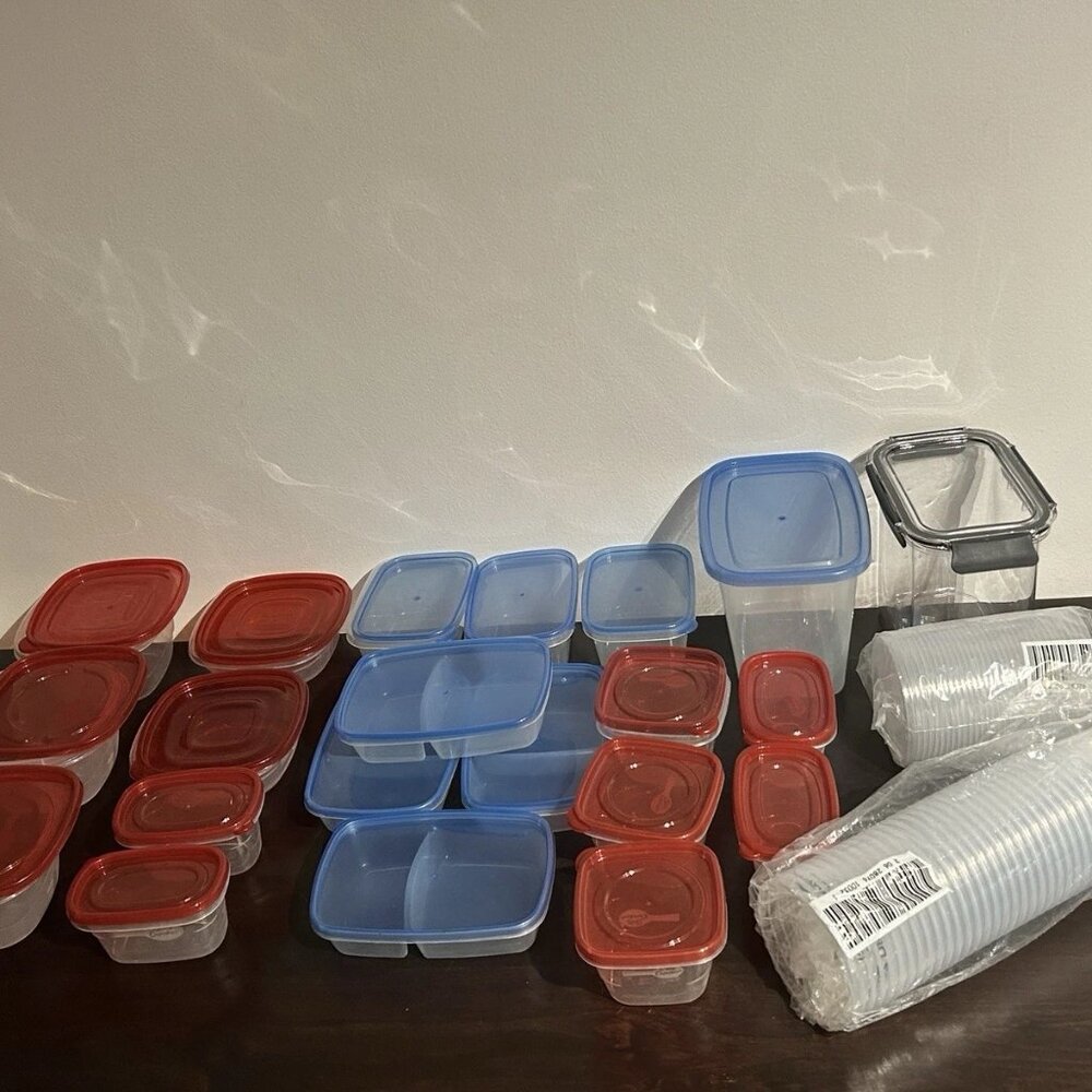 Lot of Plastic Food Containers
